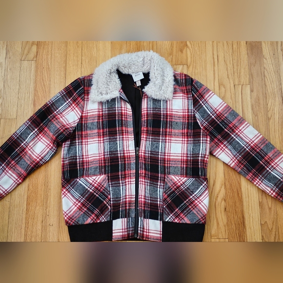 Womens Jacket - Picture 3 of 4